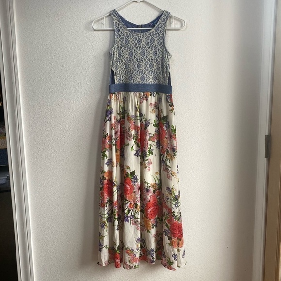 TRULY ME by SARASARA Maxi Dress - Picture 2 of 11